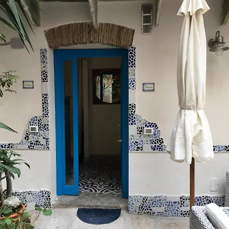 Cortile Azzurro Trapani
