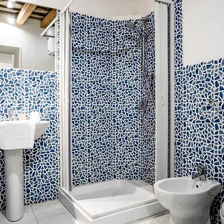 Affittacamere Cortile Azzurro 3*